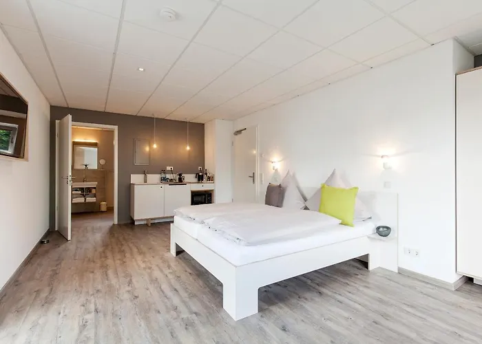 莫巴赫柏丁公寓式酒店 莫巴赫